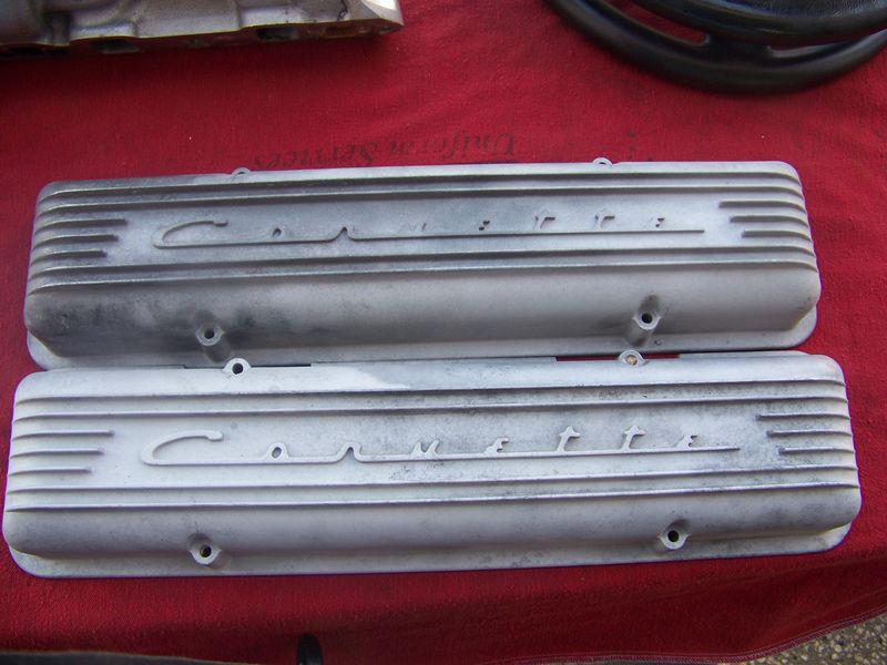 Aluminum corvette stagger bolt valve covers good condition