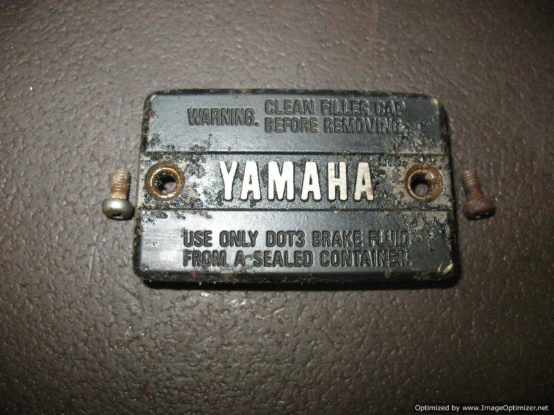 1981 xj650 maxim front brake master cylinder cap yamaha xj 550 650 1980-83