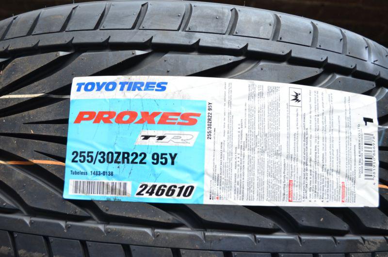 2 new 255 30 22 toyo proxes t1r tires