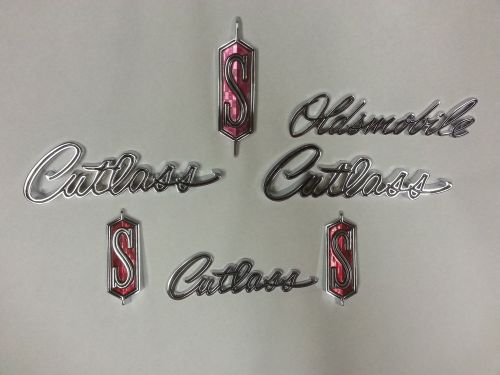 1969 olds cutlass s emblem kit hood fender trunk emblems badges