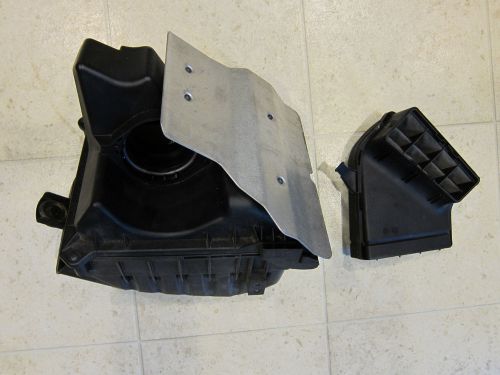 Audi a4 2.0 air intake box and port