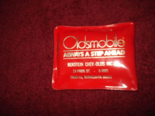 1971 oldsmobile dealer promotional rain bonnet cutlass 88 98 442 delmont+ red