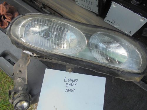 98 99 00 01 02 chevrolet camaro right headlight passenger side # 16525313 98-02