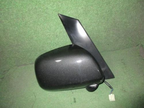 Toyota voxy 2004 right side mirror assembly [9713500]