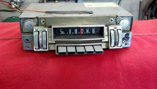 1968 new yorker am radio