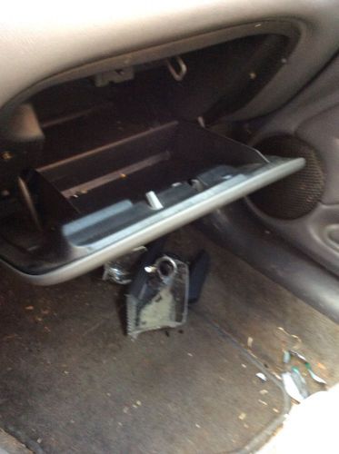 2002 pontiac grand am gt glove box