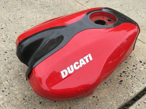 Ducati gas fuel petrol tank oem red 748 916 996 998 fits 1994-2004 no reserve!!