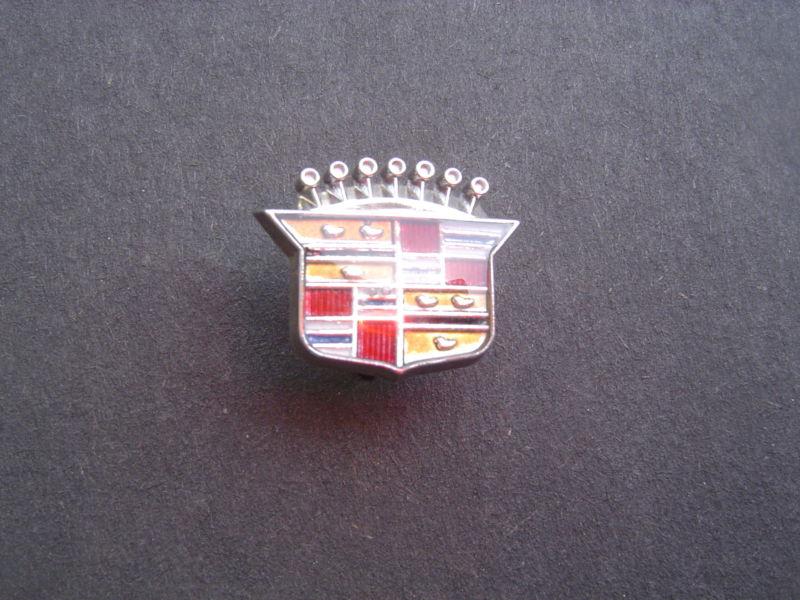 1966 1967 1968 1969 cadillac nos tissue dispenser emblem