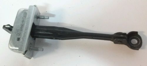 2011-2016 chevrolet cruze oem left front door check strap safety catch 94551934