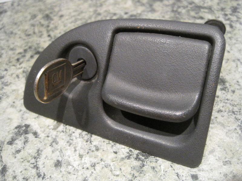 Bonneville glove box latch glovebox handle black 1992-99 with key