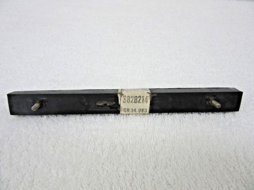 Nos 1963-1967  corvette convertible center side rail weatherstrip gm 3828214 dp