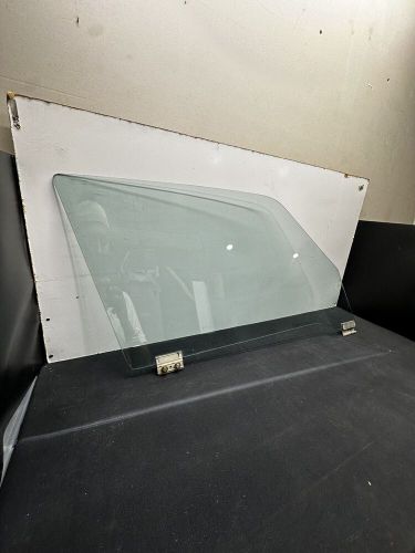 1984-1991 bmw 318i 325i e30 driver side window coupe left glass oem #2579m