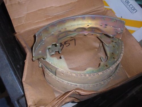 Wholesale auto parts lot brake shoes, brake pads, tie rod ends and more 200+ pcs