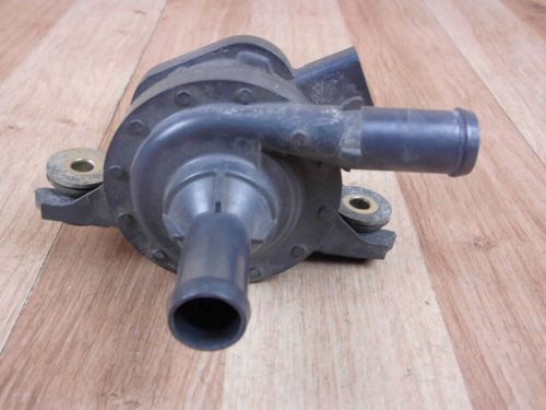 Toyota rav4 v higlander 2.5 hybrid inverter additional water pump g9040-42010