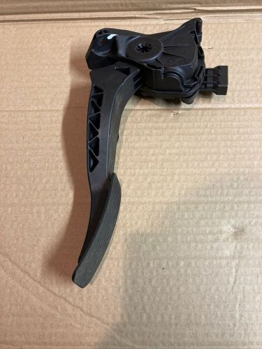 Vauxhall insignia accelerator throttle pedal gm 13237356