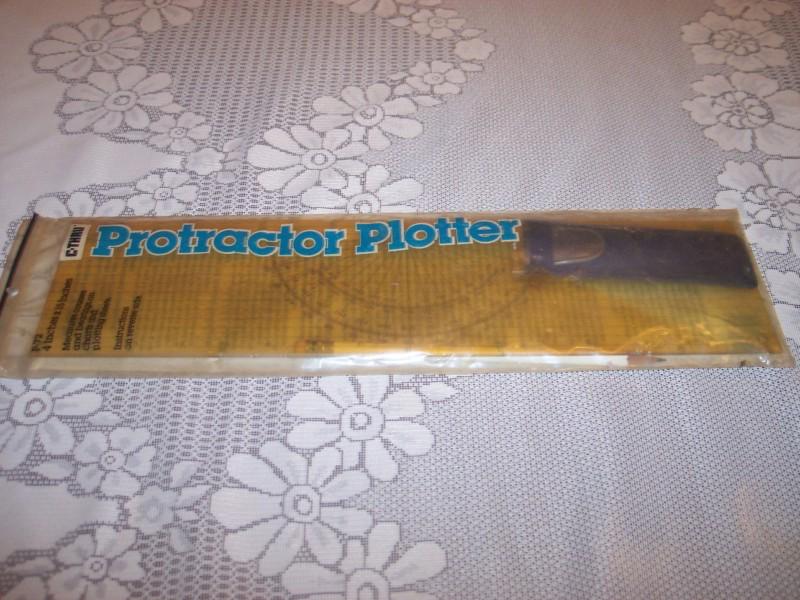 Protractor  plotter    p-72  new