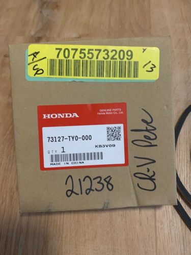 2015-2021 honda 73127-ty0-000 rubber windshield dam