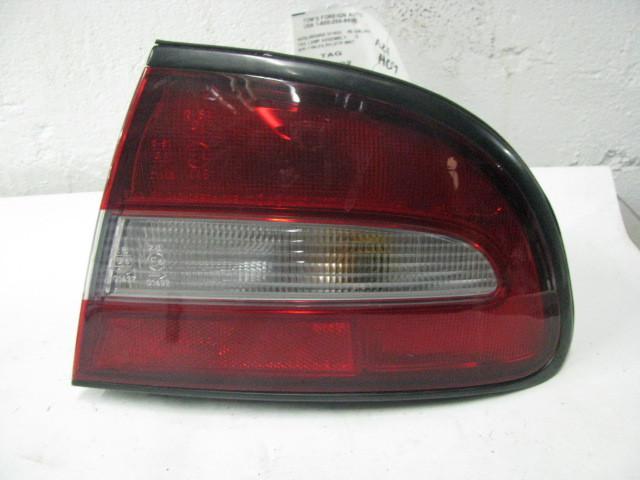 Tail light galant 94 95 96 quarter mount right