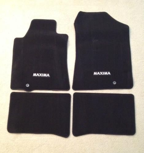 New 2009-2013 nissan maxima floor mats oem black