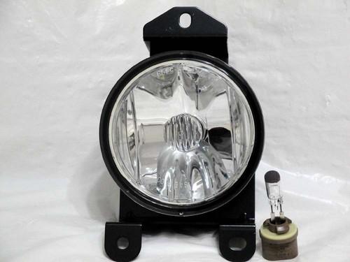 Gmc 99-07 sierra denali 01-06 yukon denali fog light lamp r h w/light bulb new