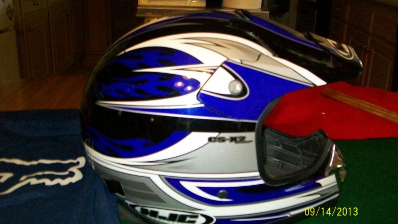 Hjc helmets cs-x2 size large in purple, black, silver and white