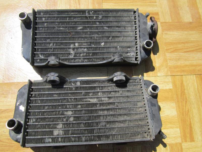 (c) 1985 1986 honda atc250r atc 250r .. set of radiators