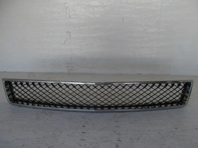 Chevrolet tahoe, avalanche grille lower  07-11