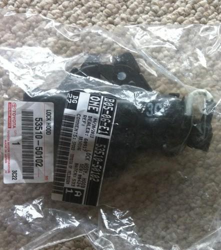 Lexus hood lock assembly 53510-50102