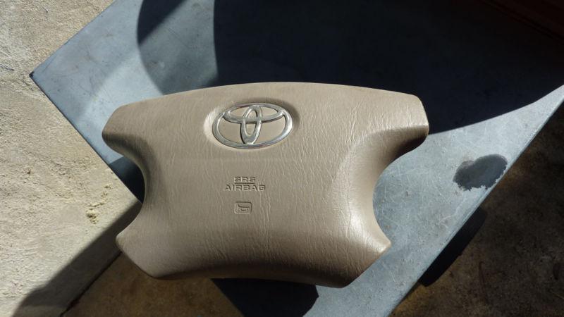 Toyota camry air bag cover