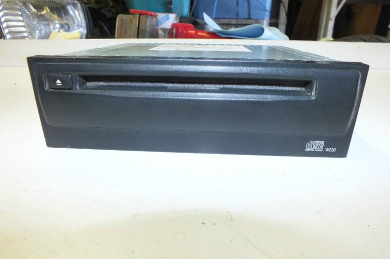 2000 2001 2002 mitsubishi eclipse 6 disc cd changer mr549078 oem