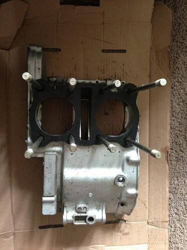 75-76 honda cj360t engine case piston