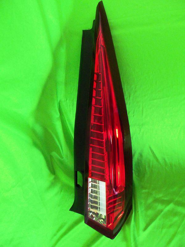 10 11 cadillac cts sport wagon right taillight  insurance quality  z5-144