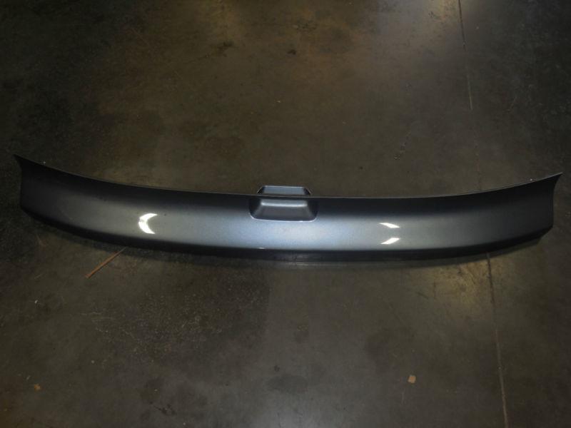 07 08 09 10 11 honda cr-v tailgate liftgate garnish used oem 7