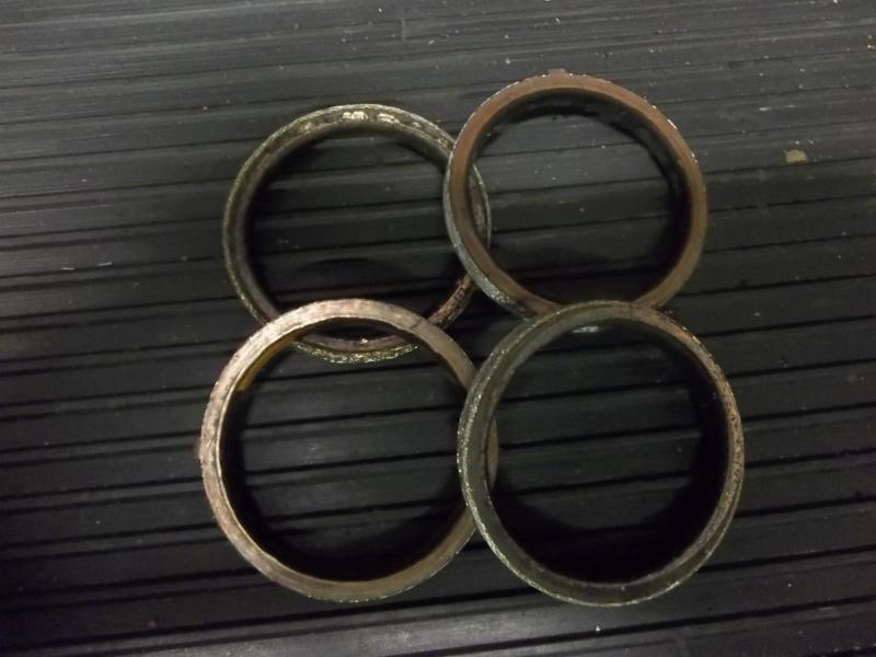 02 suzuki bandit 600 s - exhaust gaskets x4 used seal