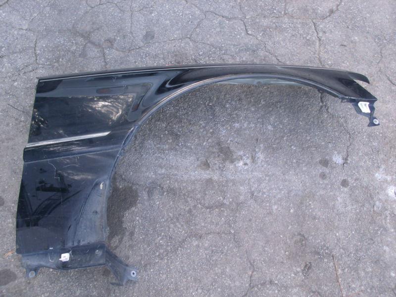 1999, 2000, 2001 2002 acura 3.5rl right fender