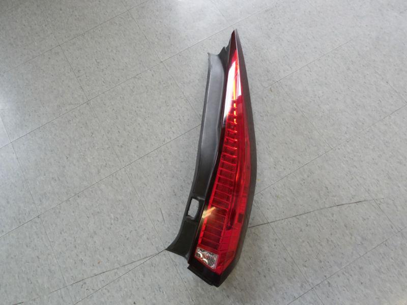 2010 2011 2012 cadillac cts station wagon oem right tail light nice!