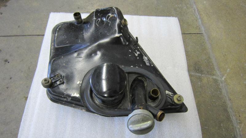 Genuine porsche 930 911 factory/oem engine oil reservoir tank. 