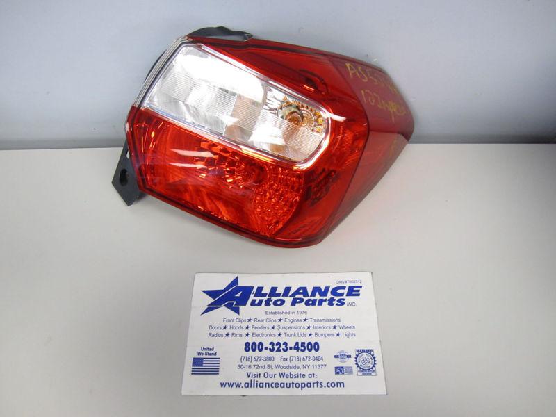 12 impreza r. tail light 2.0l sw 561597