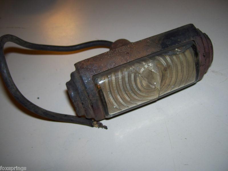 1942 ford parking light assembly    -    f48