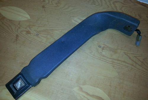 93 ford f-150 bronco driver seatbelt buckle gray02