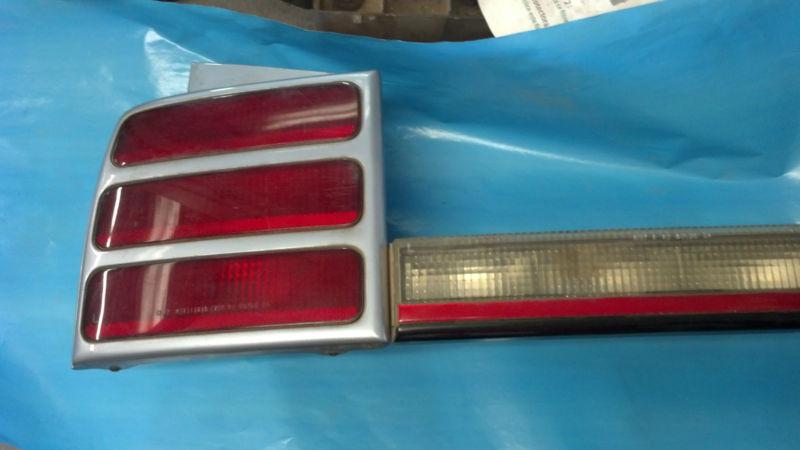 1996 oldsmobile ciera left tail light