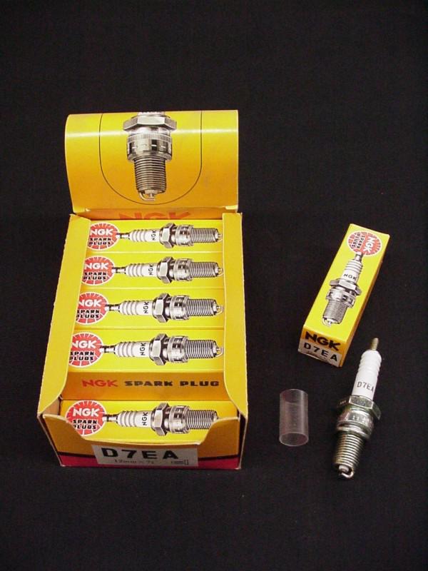 Ngk d7ea spark plugs box 10 motorcycle honda cd550k zuzuki lt230 qs vintage 7912