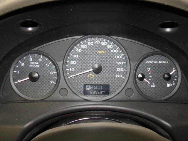 2005 chevy malibu 63569 miles speedometer instrument cluster gauges 2375951