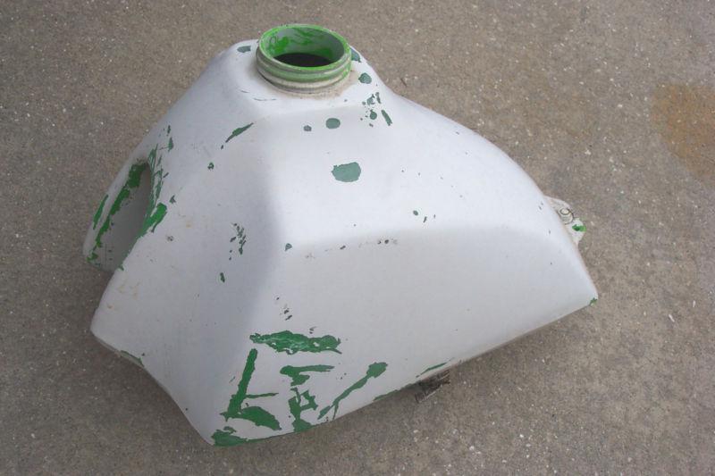 Kawasaki 1983  kdx 200 gas fuel tank fits 1984 and 1985 kdx 200