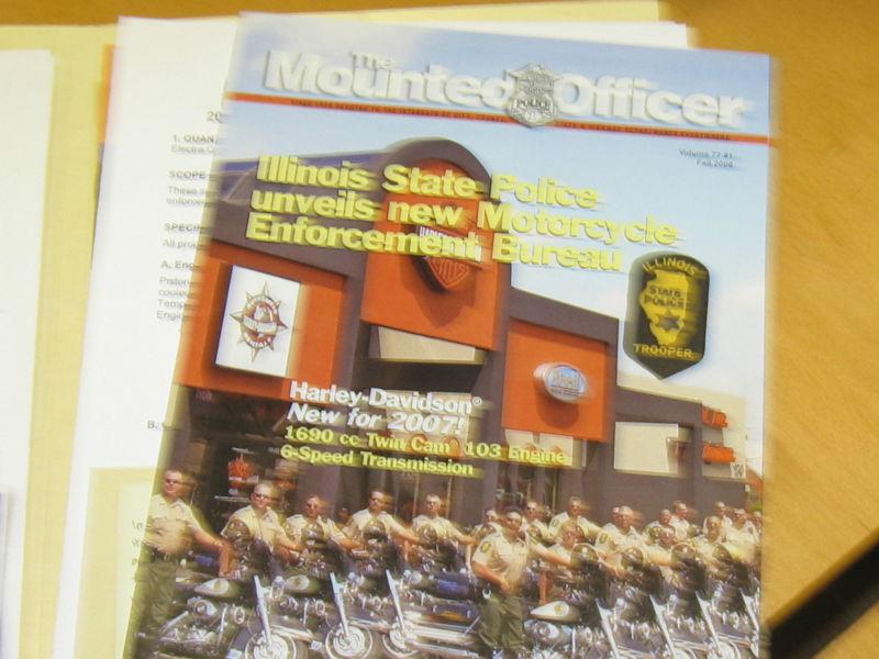 Harley-davidson factory magazine "the mounted officer" fall 2006 vol 77 no 1