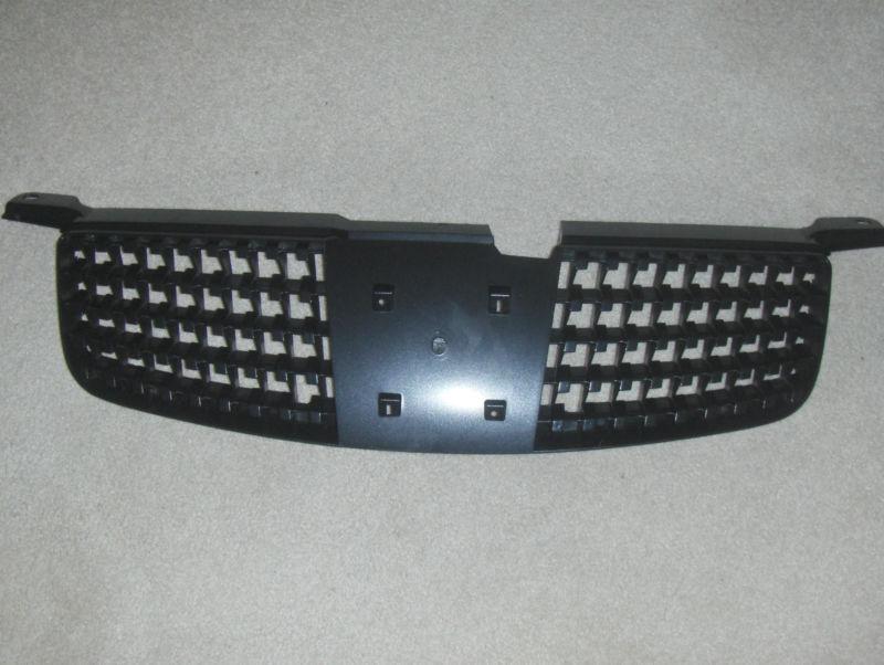 Front replacement grille black new for 04-06 nissan sentra base s models new