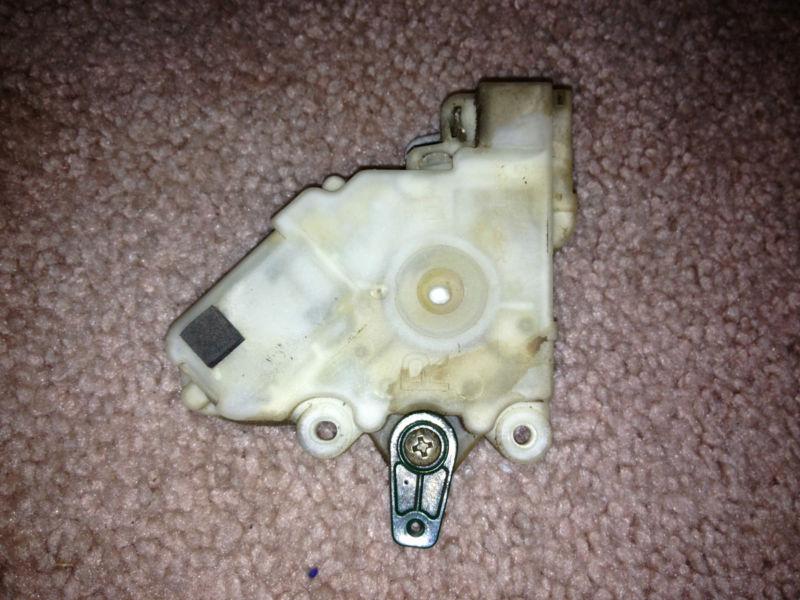 Right rear door power lock actuator subaru impreza wrx 2002 0892043-c