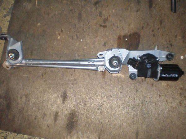 Mitsubishi colt 2004 front wiper motor [0161600]