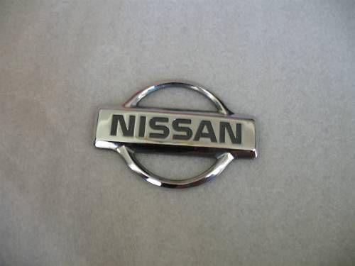 1995 nissan quest rear trunk chrome emblem logo decal badge 95 96 97 98 99 01 02