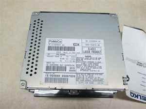 08-11 volvo 70 series single disc cd radio drive oem